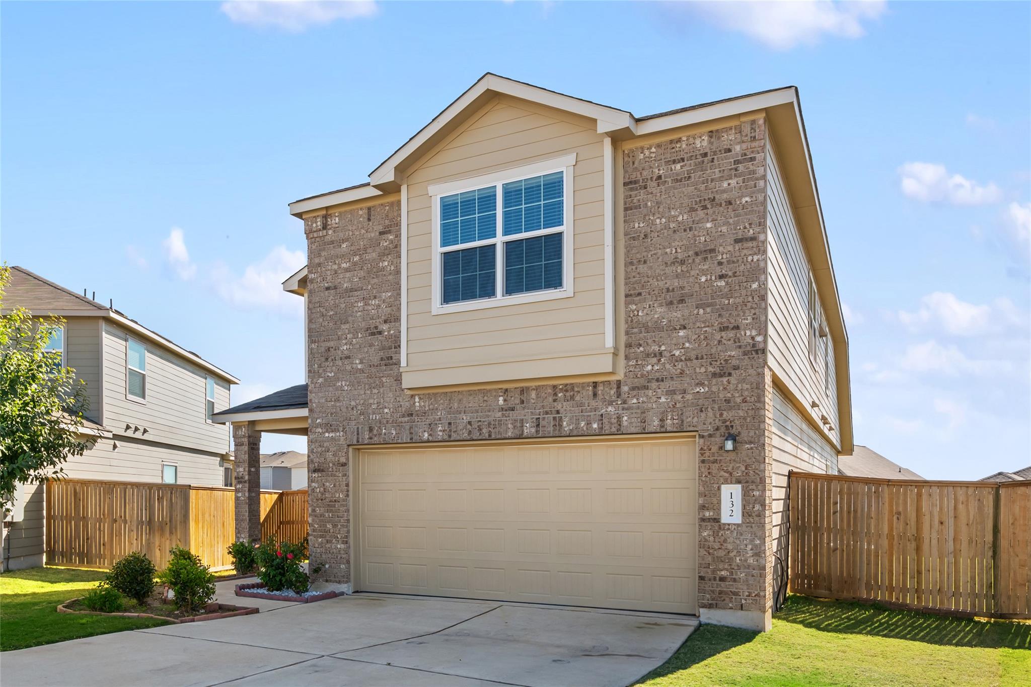 132 Joe Kidd, Jarrell, TX 76537 — photo 1