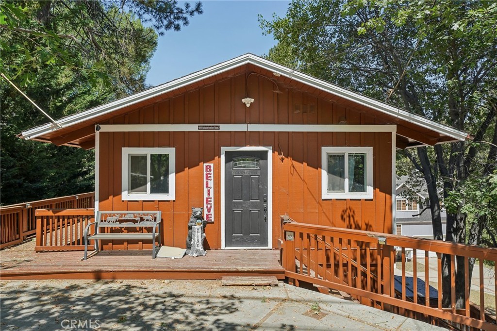 944 Knickerbocker Road, Big Bear Lake, CA 92315 — photo 1
