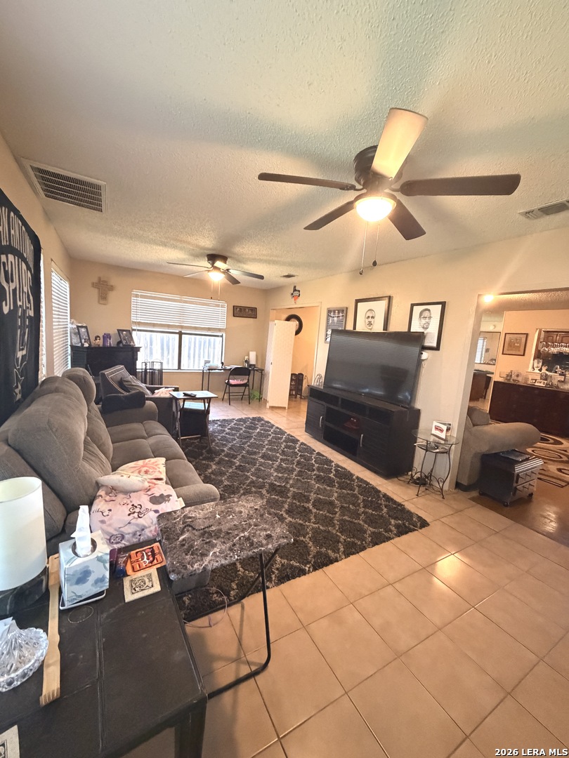 11217 Champion Oak, ,  78233 — photo 1
