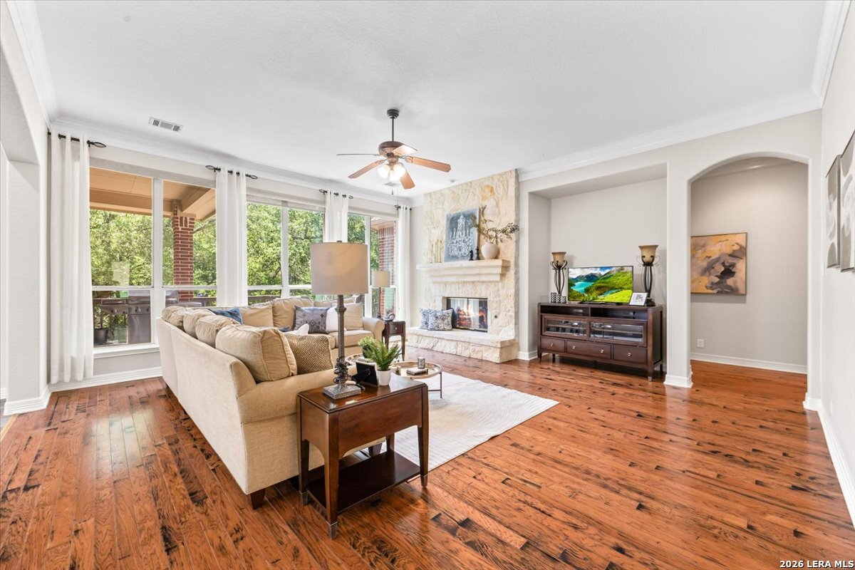 162 Yaupon Trl, ,  78256 — photo 1