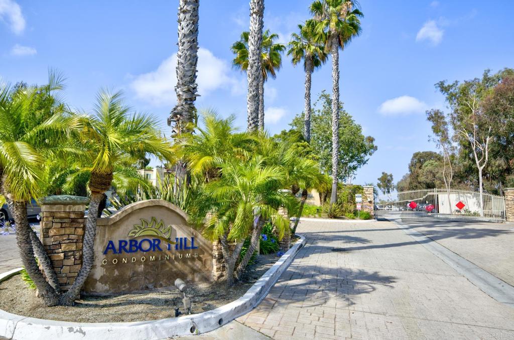 432 Edgehill Ln 32, Oceanside, CA 92054 — photo 1