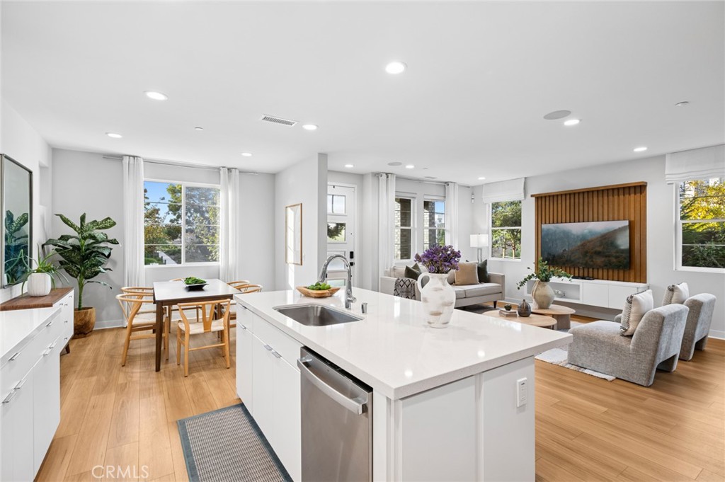 138 Biome, Irvine, CA 92618 — photo 1