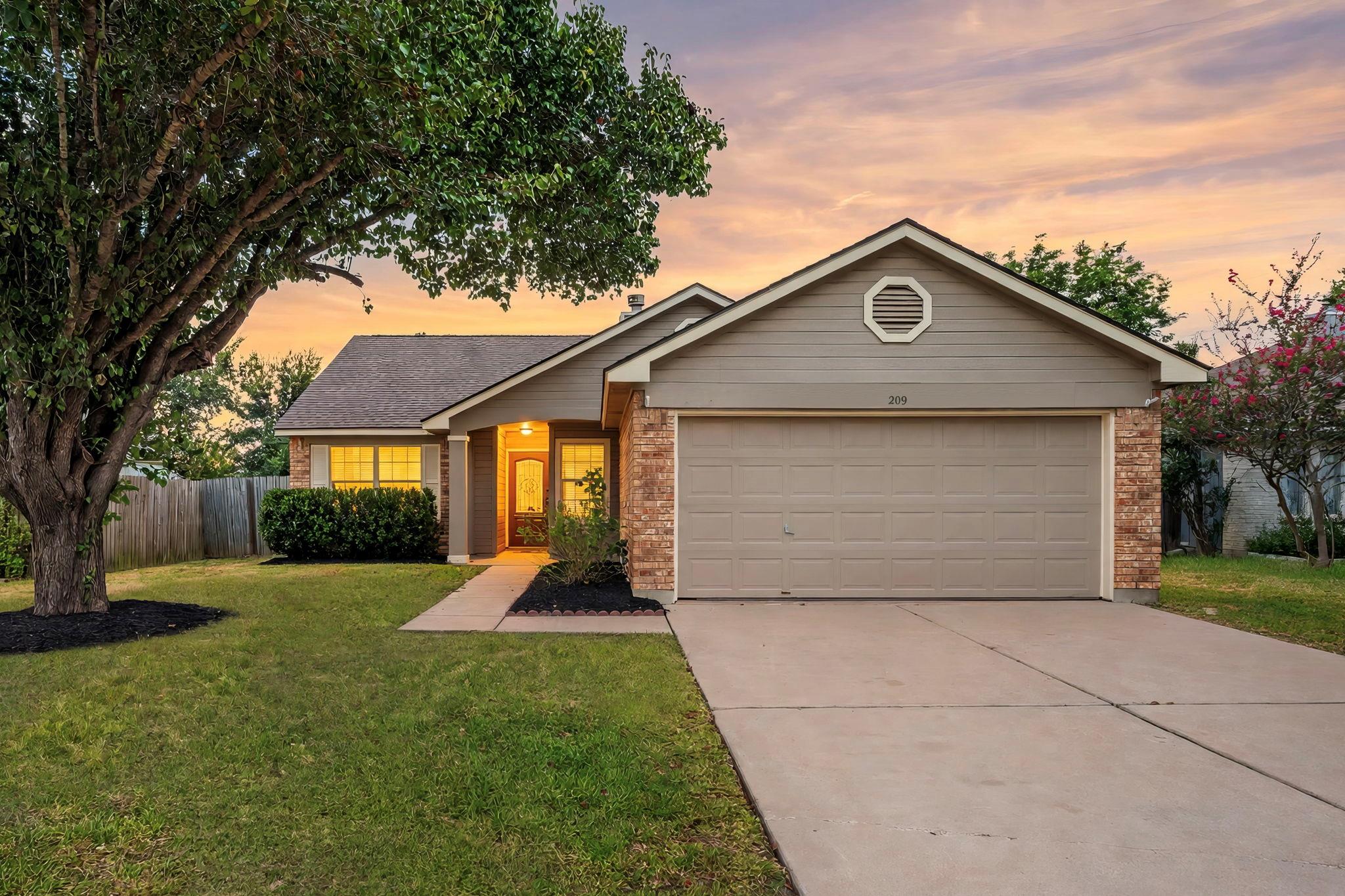 209 Clarks, Hutto, TX 78634 — photo 1