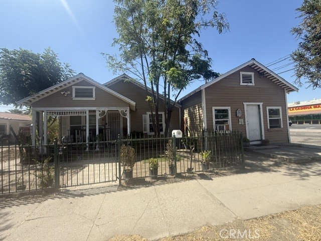 1087 W 9th, San Bernardino, CA 92411 — photo 1