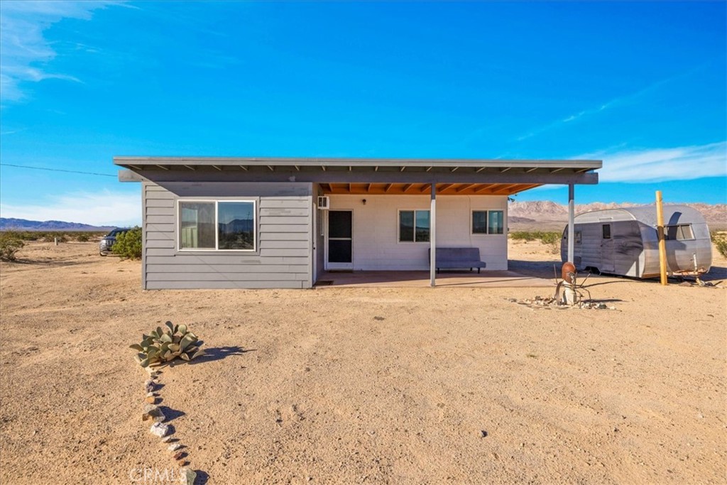 84753 Eddie Albert, 29 Palms, CA 92277 — photo 1
