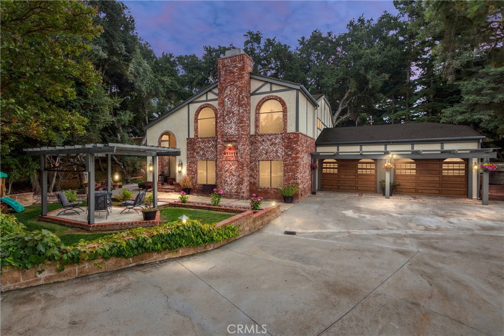 13515 Oak Mountain, Yucaipa, CA 92399 — photo 1
