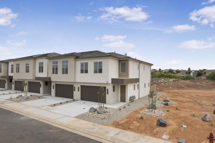 959 N Manen ST, Washington, UT 84780 — photo 1