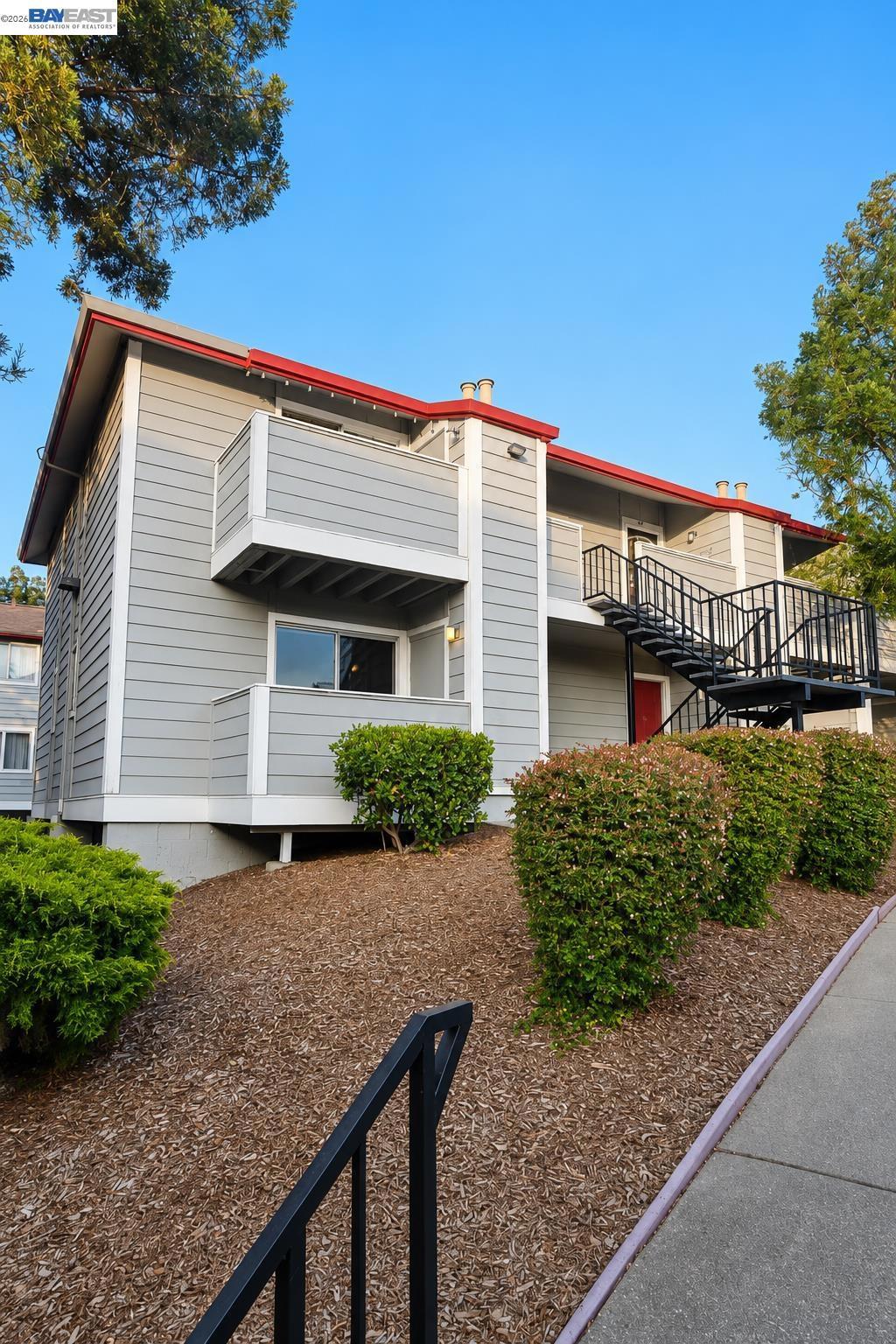 29629 Mountain Oak Ct 46, Hayward, CA 94544 — photo 1