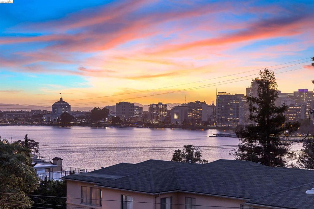 474 Merritt Ave 7, Oakland, CA 94610 — photo 1