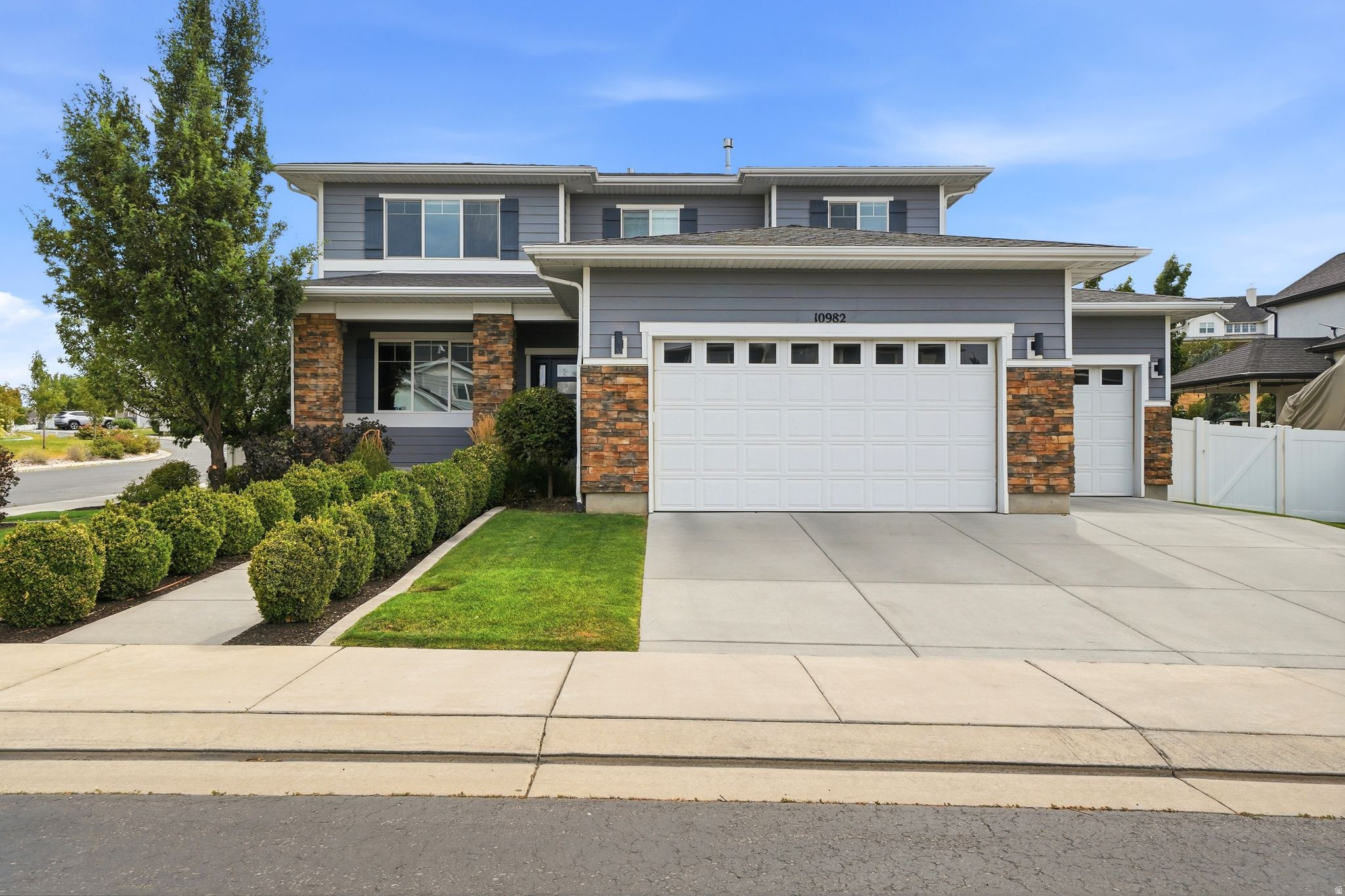 10982 S KELSO DUNE DR, South Jordan, UT 84009 — photo 1
