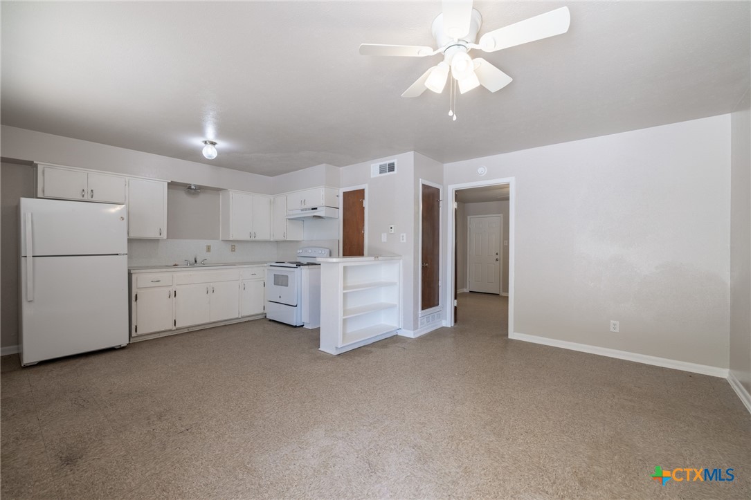 213 Harrison, Killeen, TX 76541 — photo 1