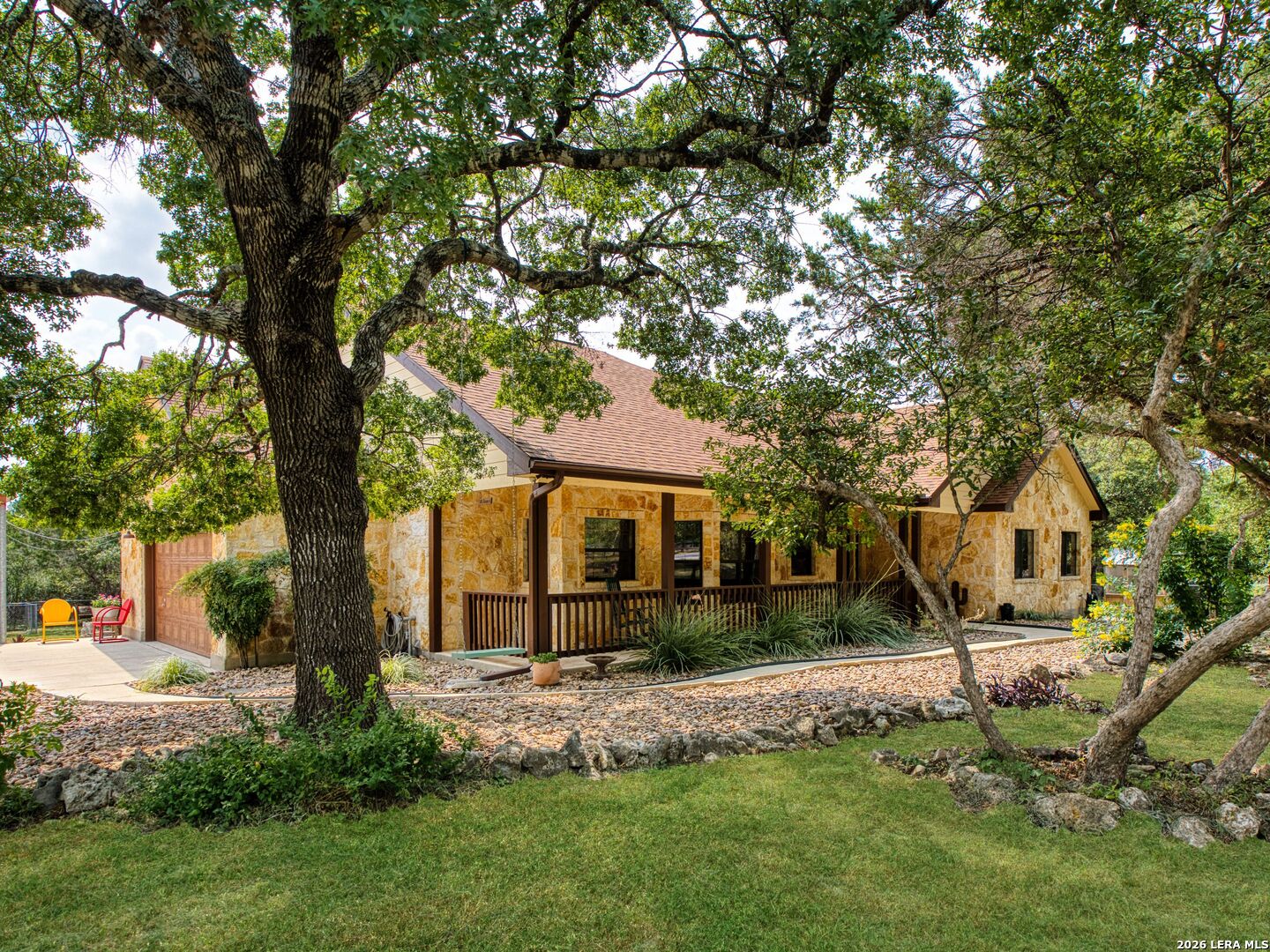 103 Roaring Creek Dr, Boerne, TX 78006 — photo 1