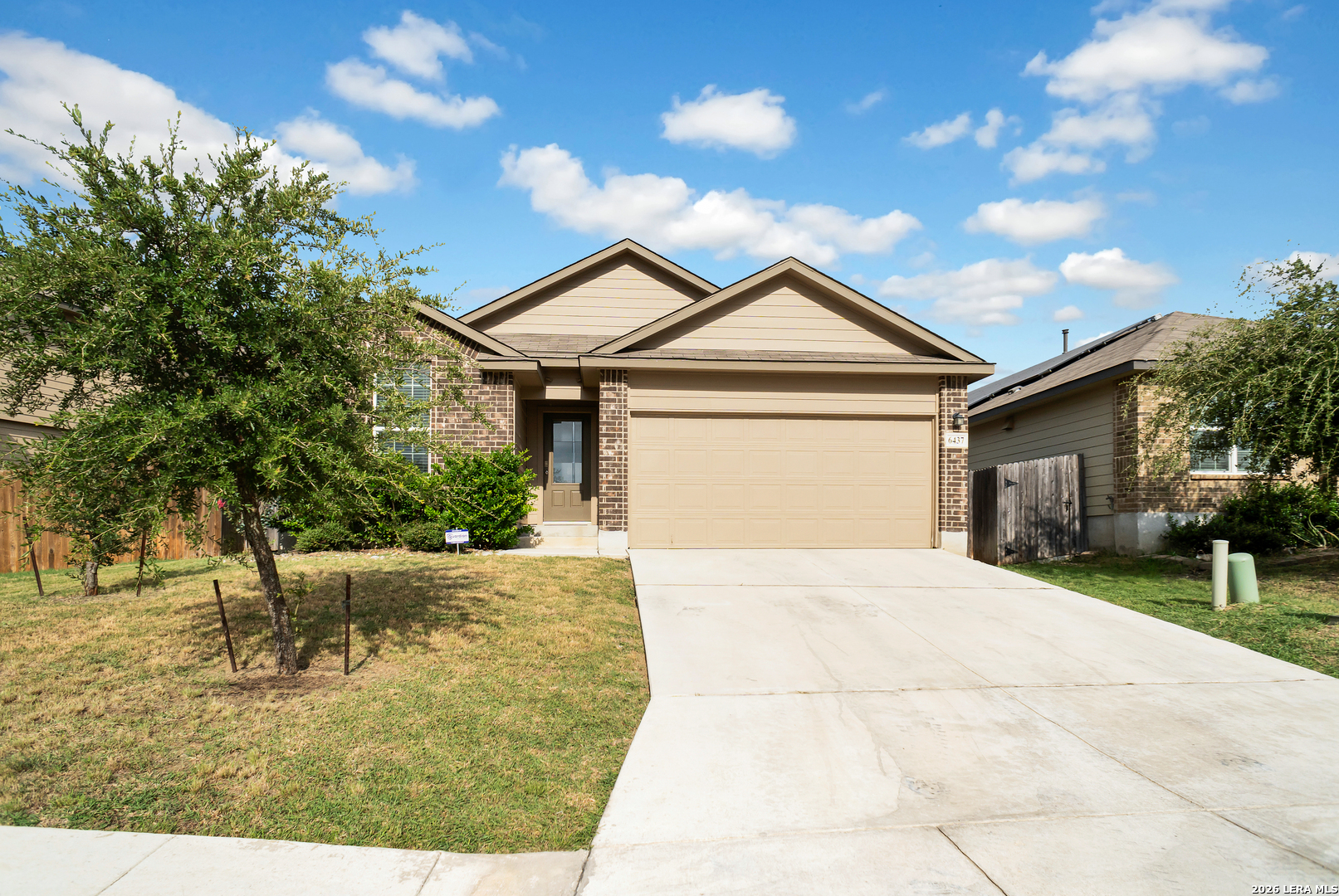 6437 Hoffman Plain, San Antonio, TX 78252 — photo 1