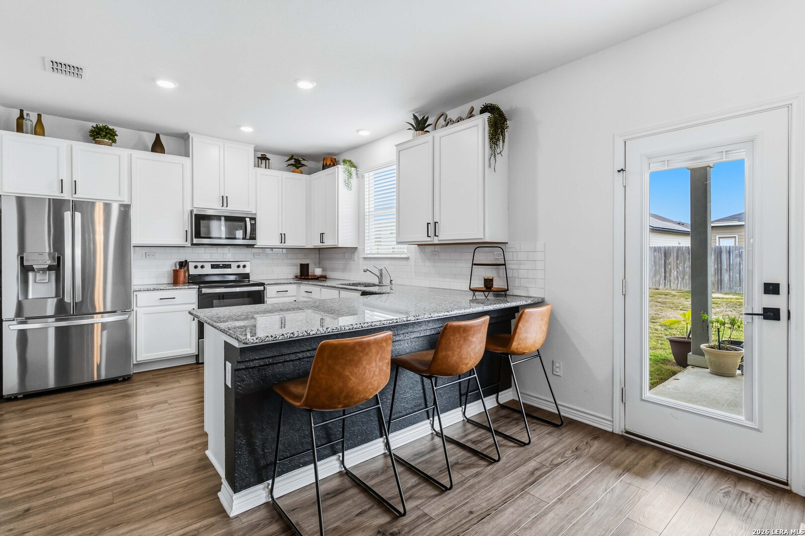 261 DEER CREST DR, ,  78130 — photo 1