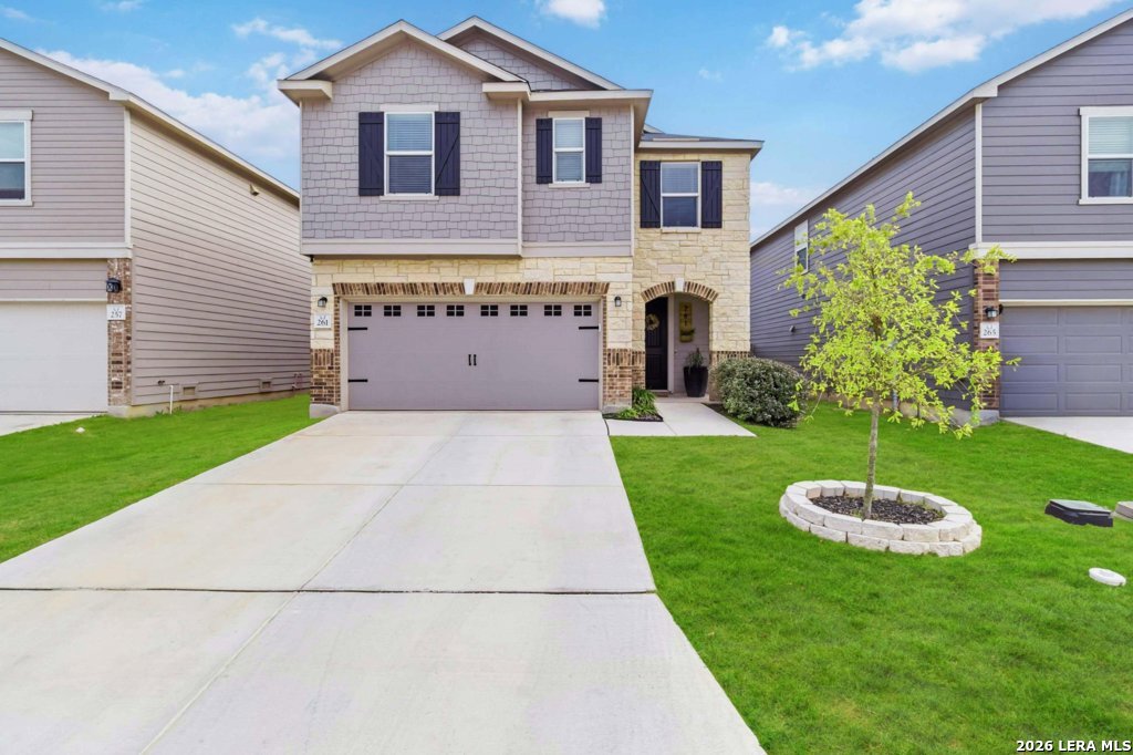 261 DEER CREST DR, New Braunfels, TX 78130 — photo 1