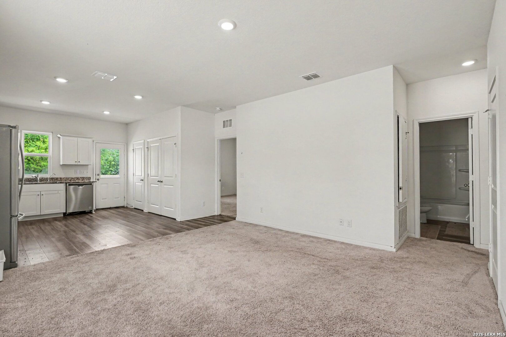 5608 Pearl Meadow, ,  78109 — photo 1