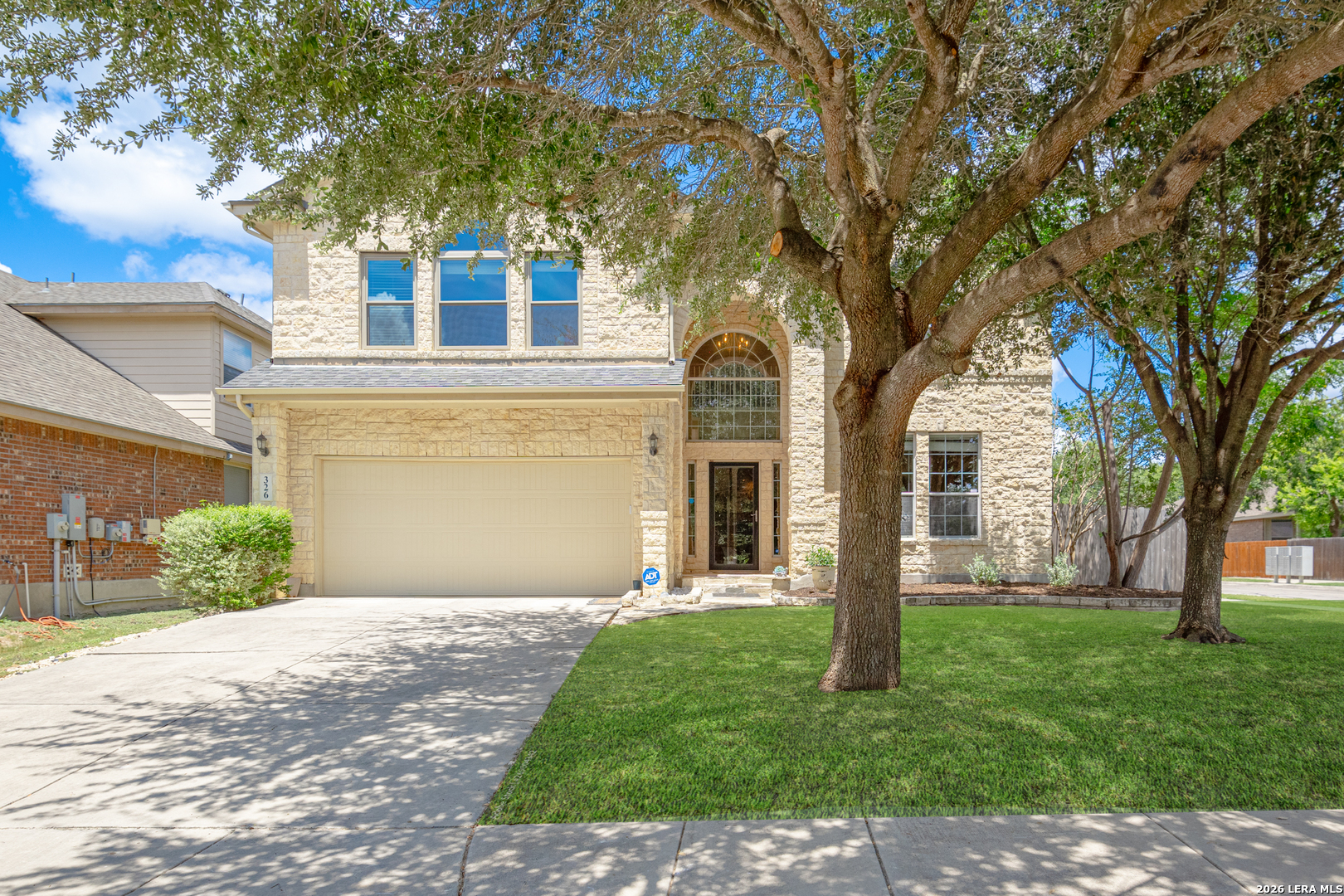 326 LOCH LOMOND DR, Cibolo, TX 78108 — photo 1