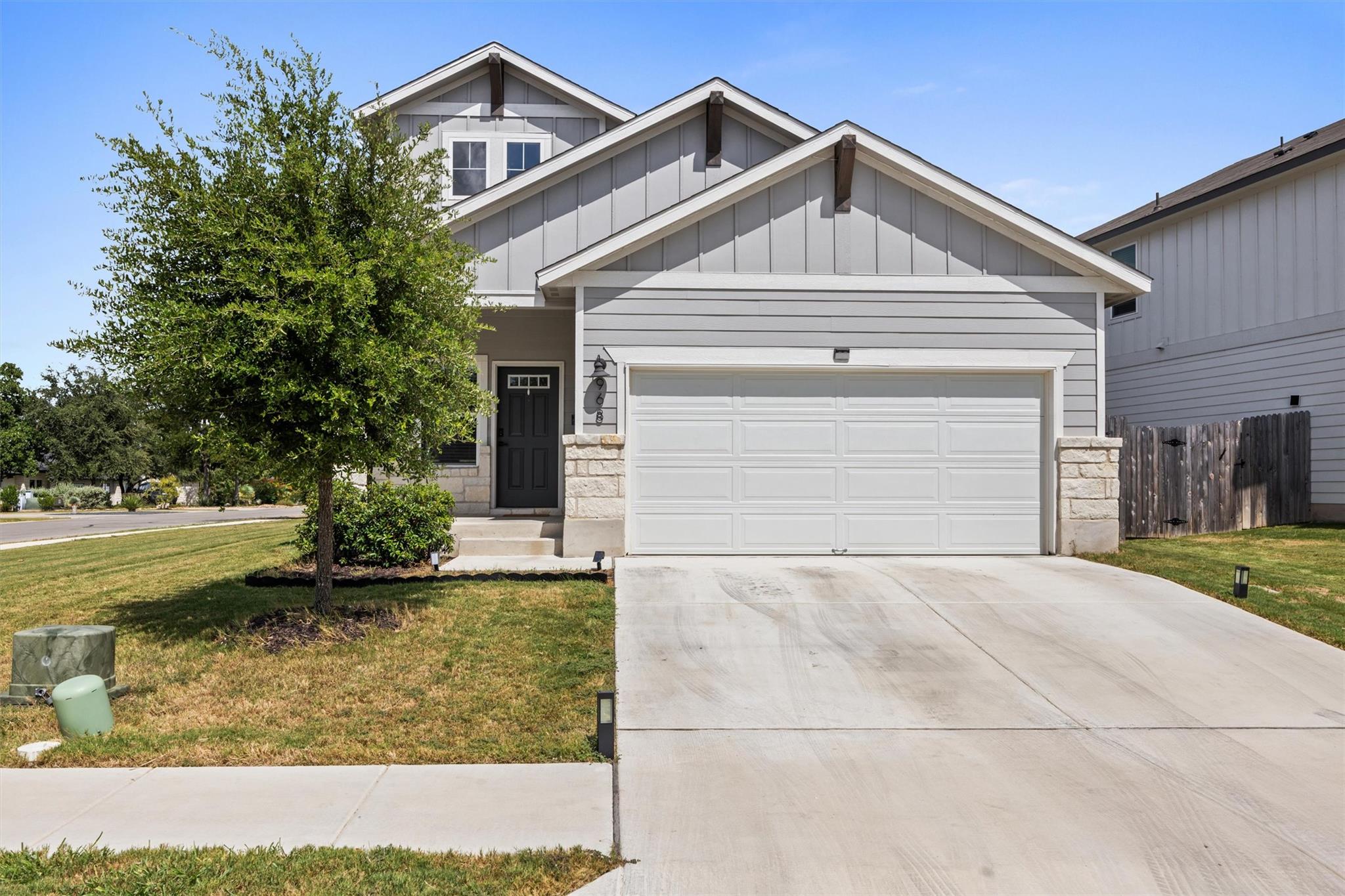 968 Sun Grove, Georgetown, TX 78628 — photo 1