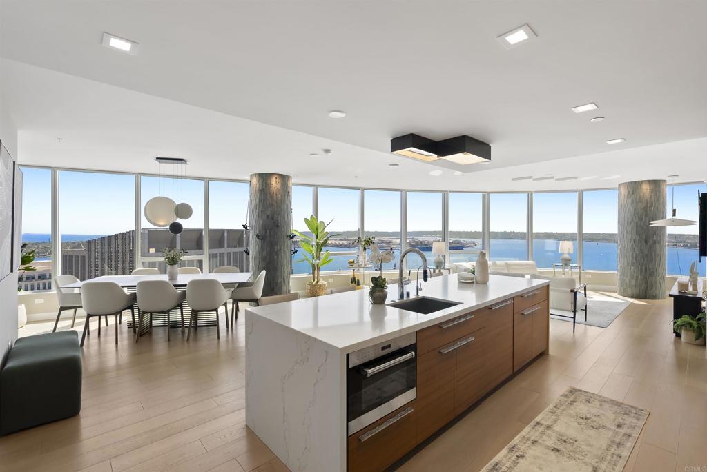 888 W E Street 3002, San Diego, CA 92101 — photo 1