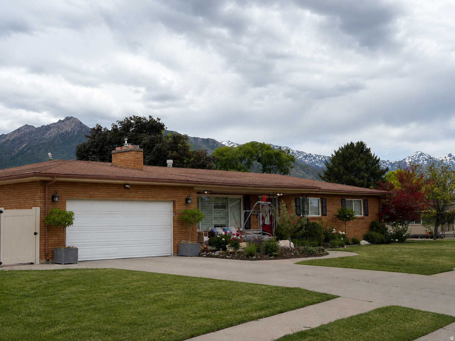 3775 S GREENBRIAR WAY, Millcreek, UT 84109 — photo 1