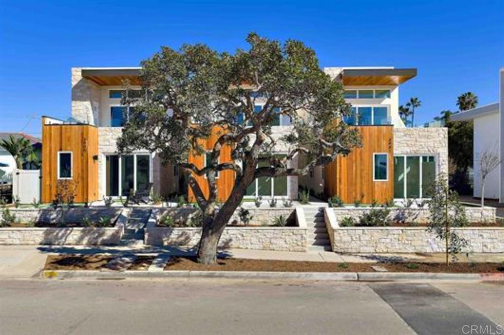 3905 Haines, San Diego, CA 92109 — photo 1