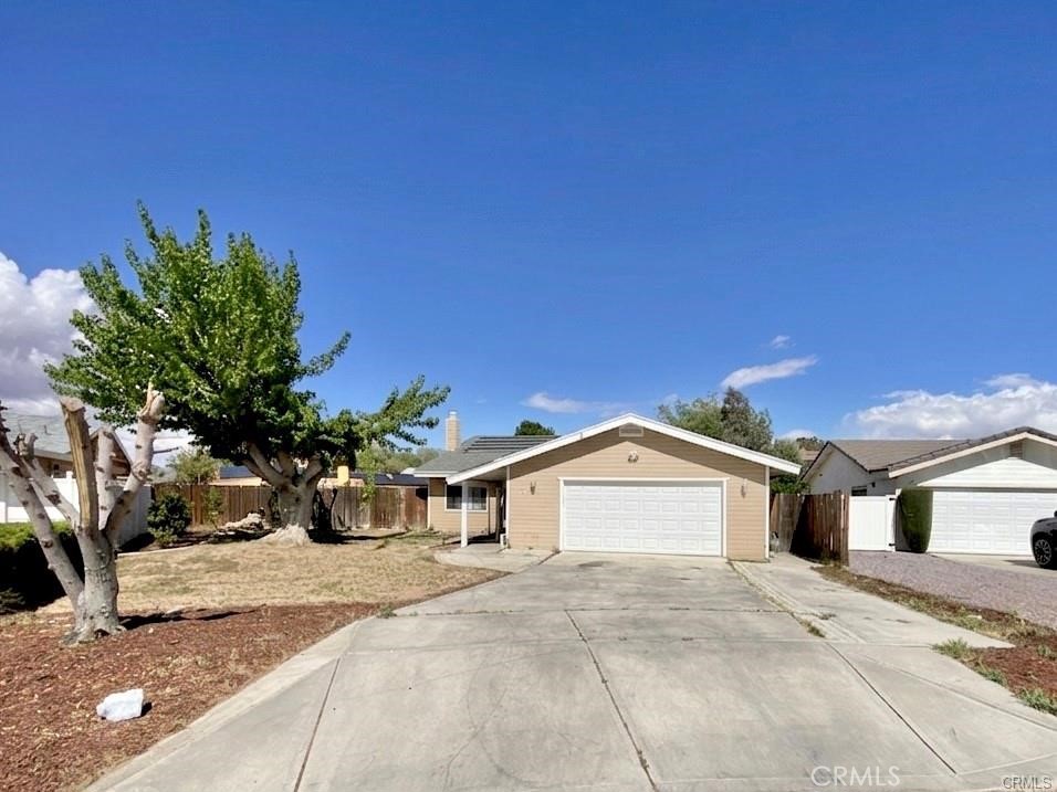 18390 Durham Lane, Victorville, CA 92395 — photo 1