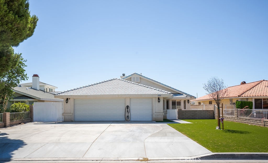 26249 Fleet Lane, Helendale, CA 92342 — photo 1