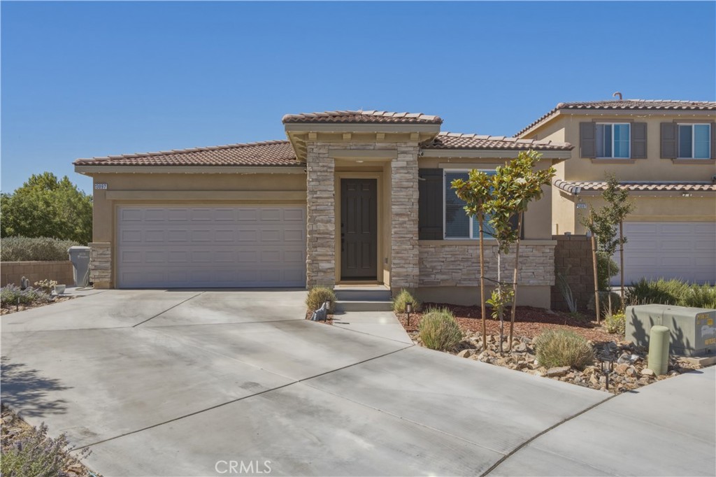 13097 Saratoga, Hesperia, CA 92344 — photo 1