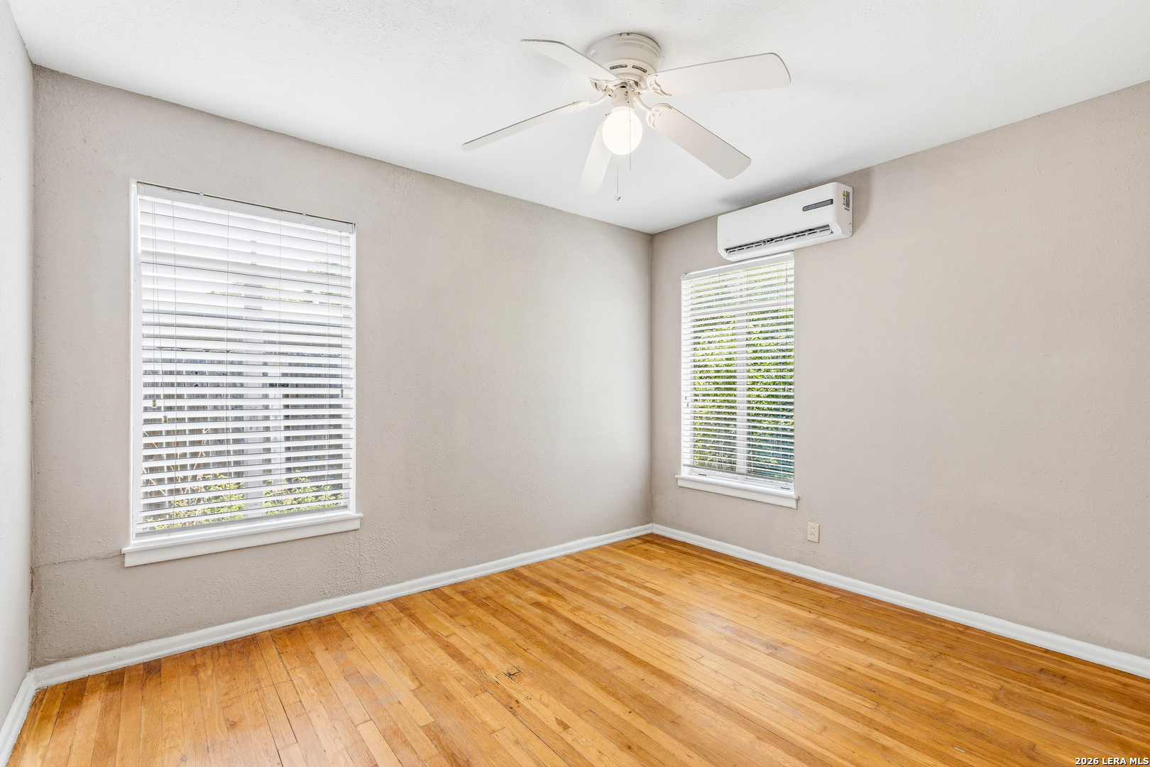 234 SERNA PARK, , 78218 — photo 1