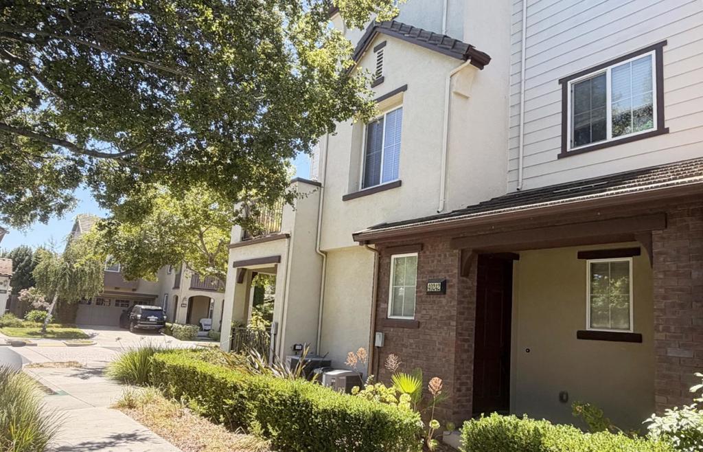 40242 Legend Rose Terrace, Fremont, CA 94538 — photo 1