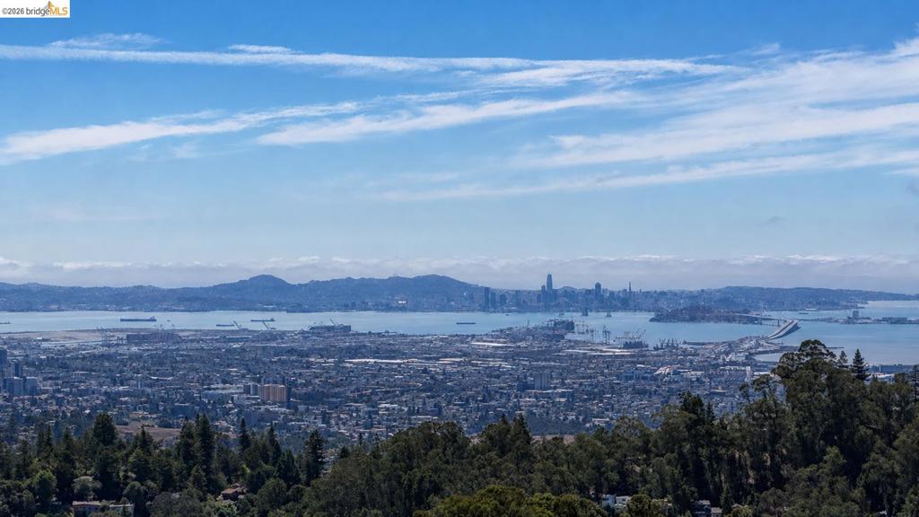 6669 Skyline Blvd, Oakland, CA 94603 — photo 1