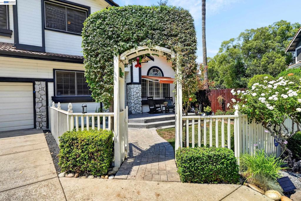 467 Pecan Pl, Brentwood, CA 94513 — photo 1