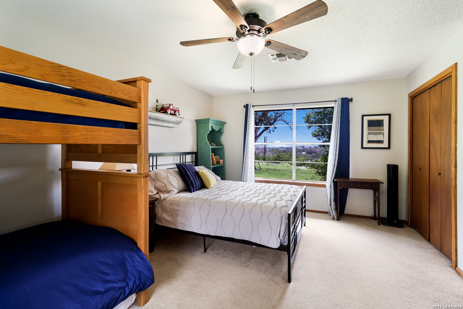 142 HI LINE DR W, ,  78025 — photo 1