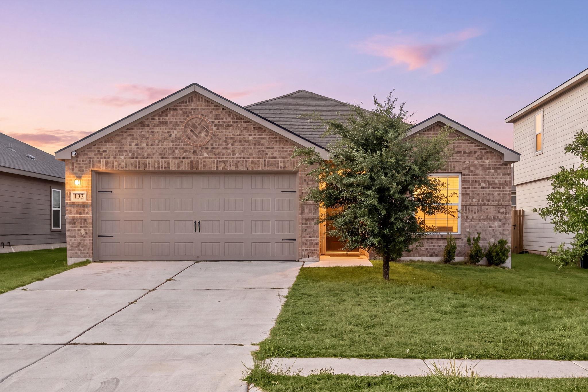 133 Dupont, Jarrell, TX 76537 — photo 1