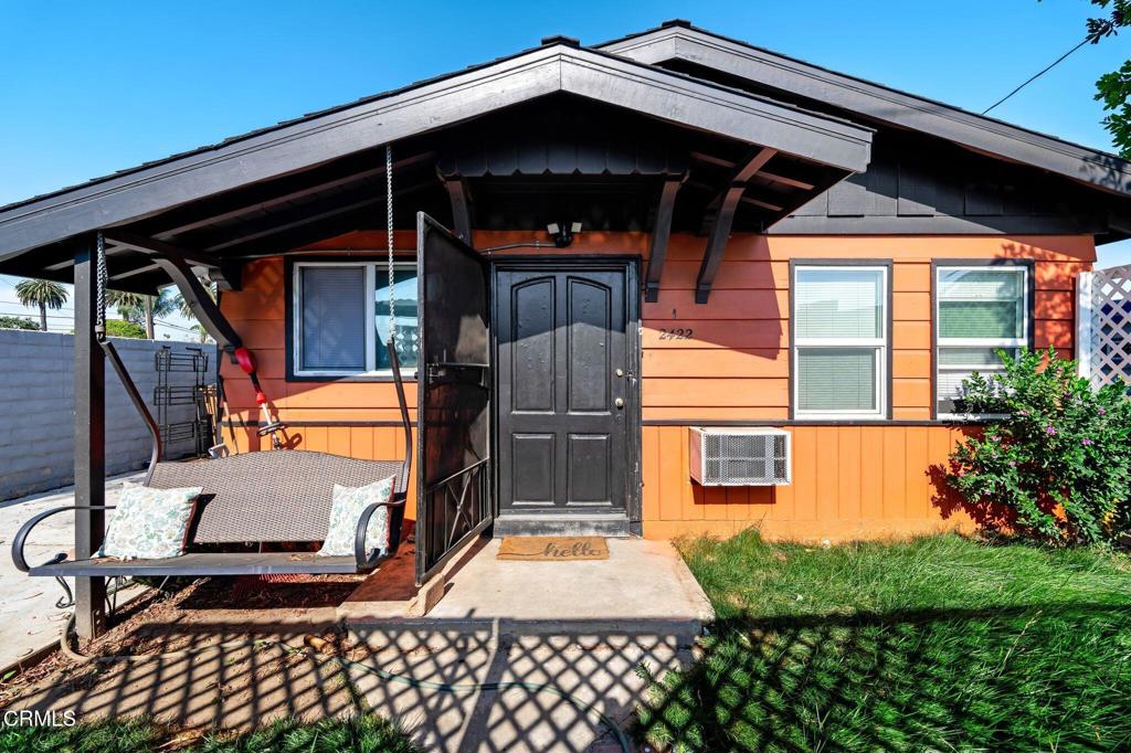 2422 Alameda Avenue, Ventura, CA 93003 — photo 1