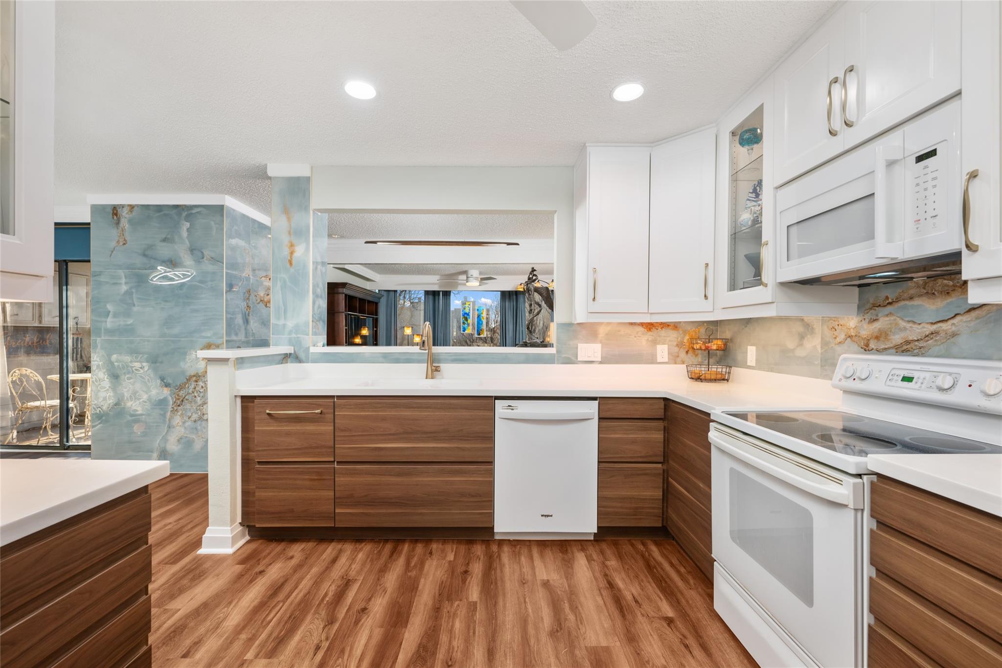 114 World Of Tennis, Lakeway, TX 78738 — photo 1