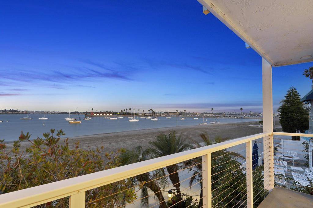 3630 Bayside Walk B, San Diego, CA 92109 — photo 1