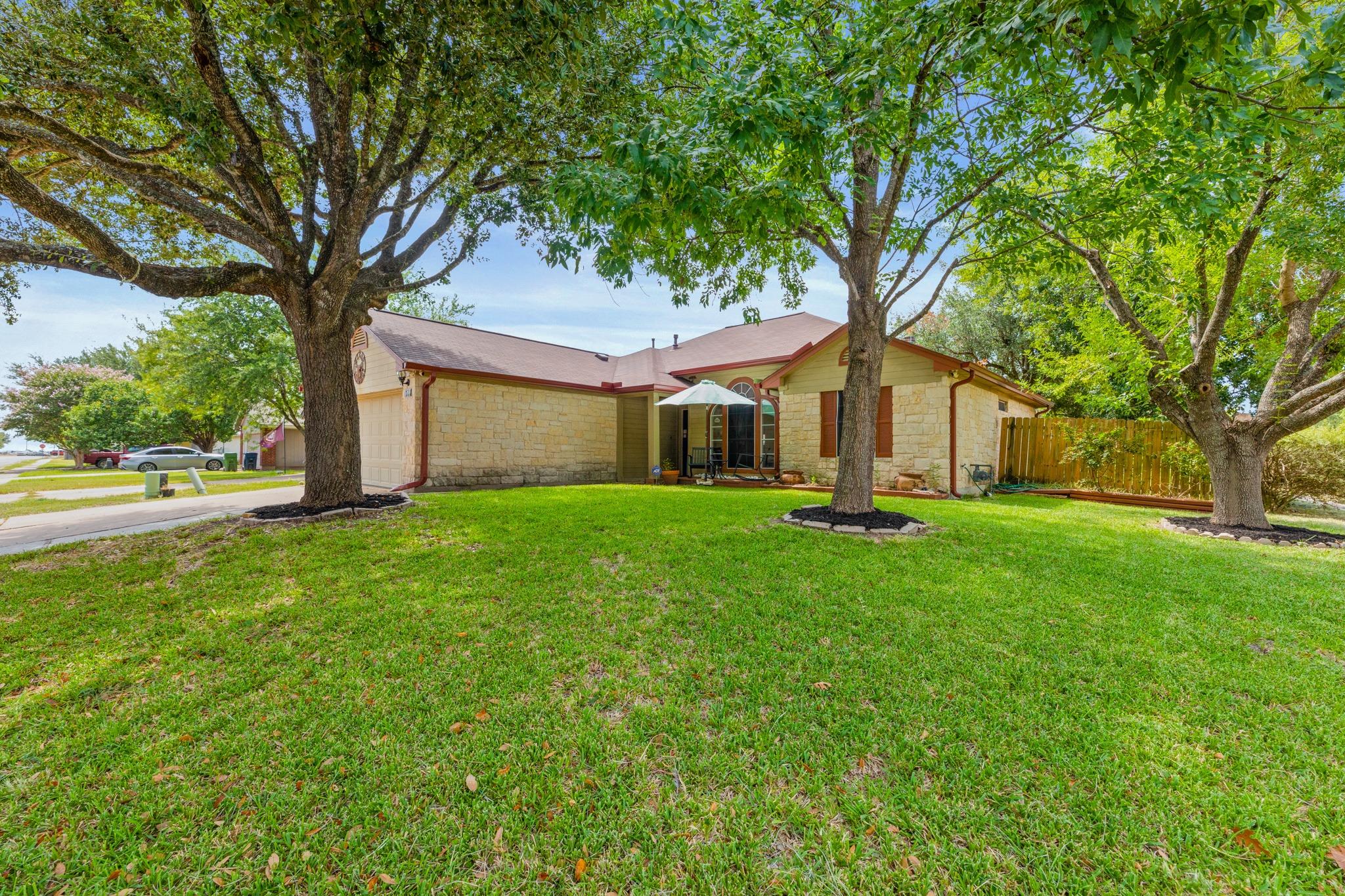 500 Morning Dove Dr, Hutto, TX 78634 — photo 1