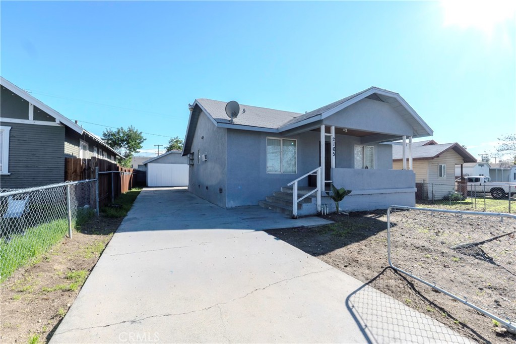 2165 Sepulveda, San Bernardino, CA 92404 — photo 1