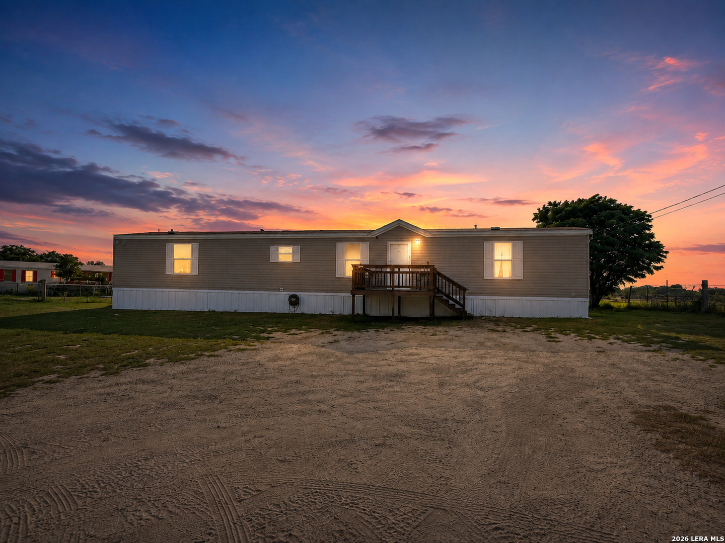 4814 Young Oak, Elmendorf, TX 78112 — photo 1