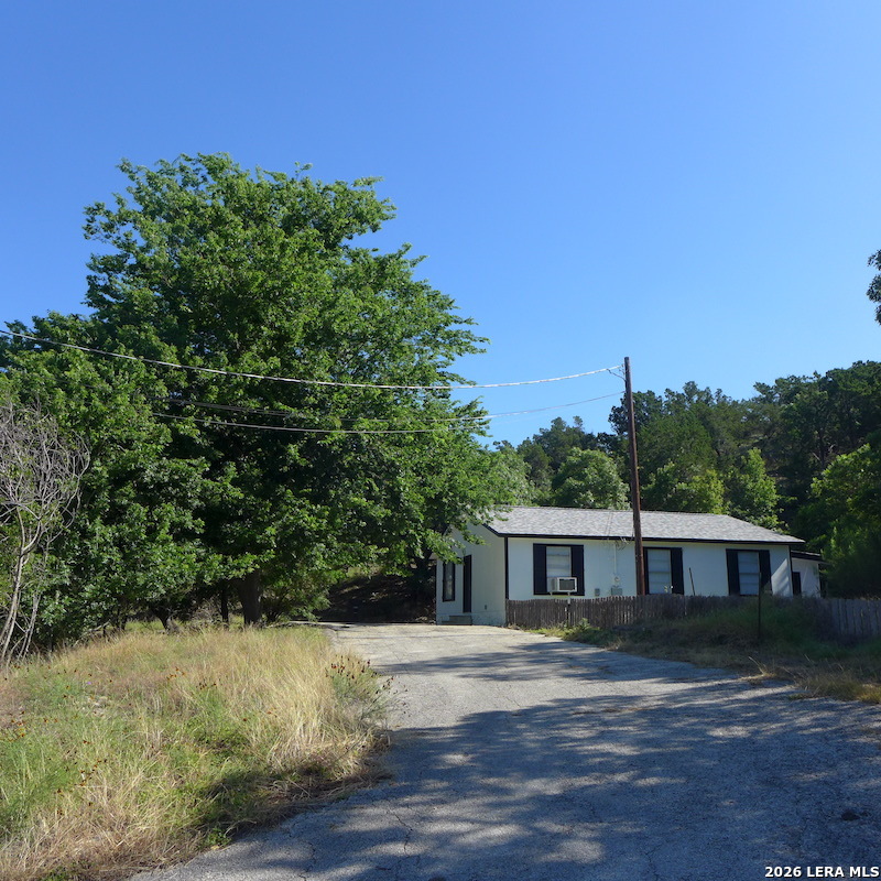 260 KERRVILLE SOUTH DR, Kerrville, TX 78028 — photo 1