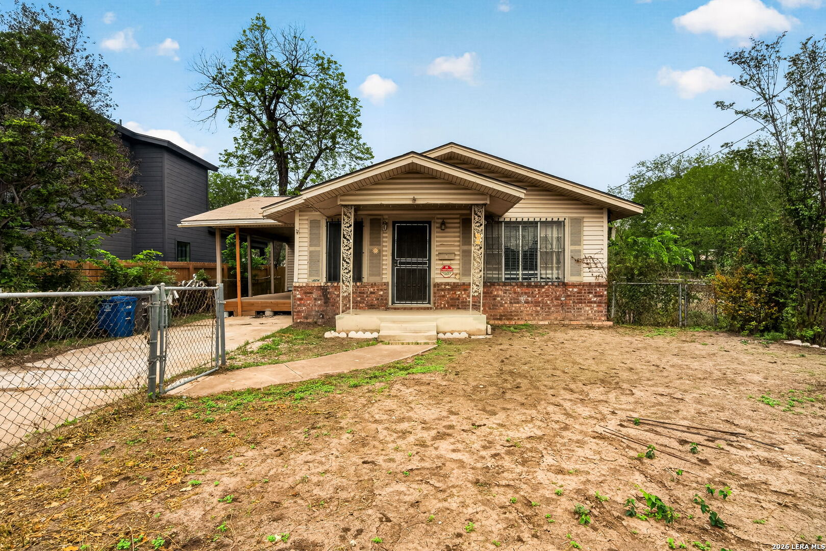 257 BANK ST, San Antonio, TX 78204 — photo 1
