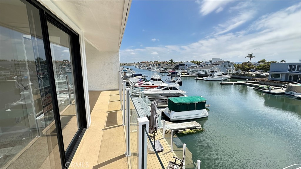 4630 Eastbourne Bay, Oxnard, CA 93035 — photo 1
