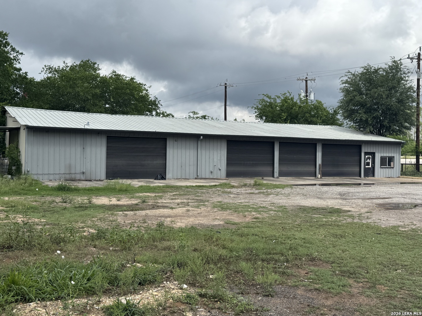 11211 S US Highway 181, San Antonio, TX 78223 — photo 1