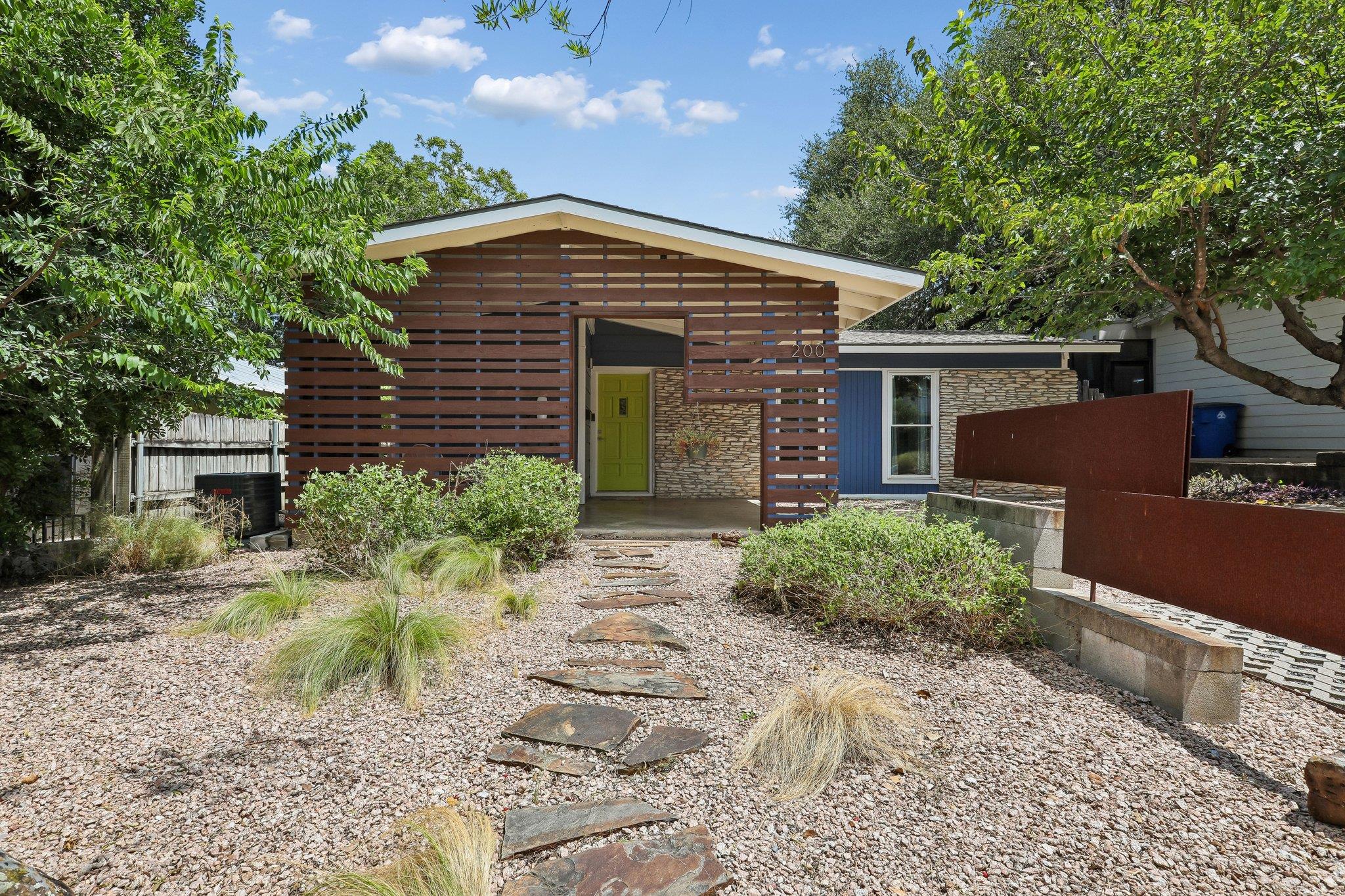 200 La Vista, Austin, TX 78704 — photo 1