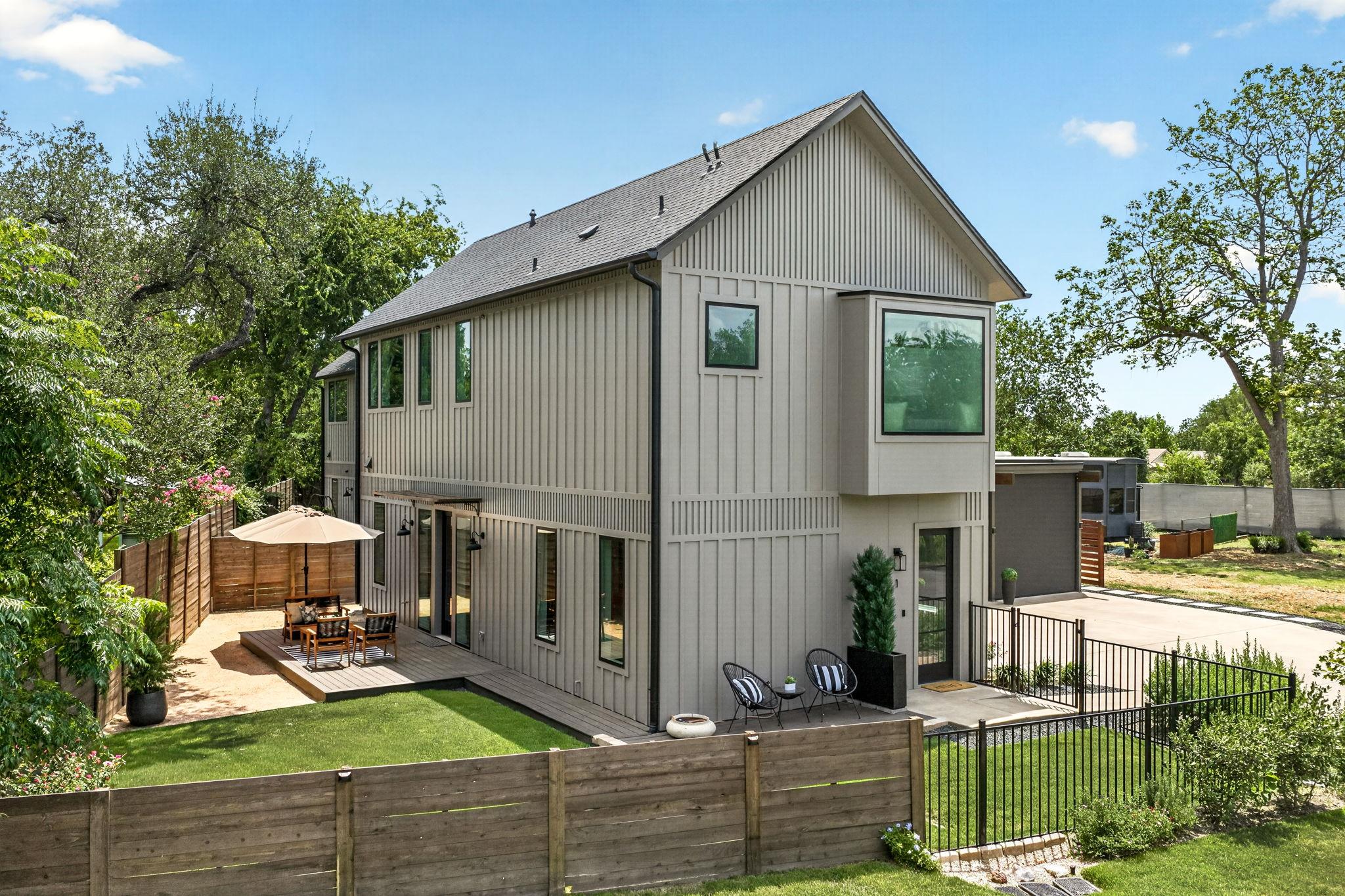 4601 Hank, Austin, TX 78745 — photo 1