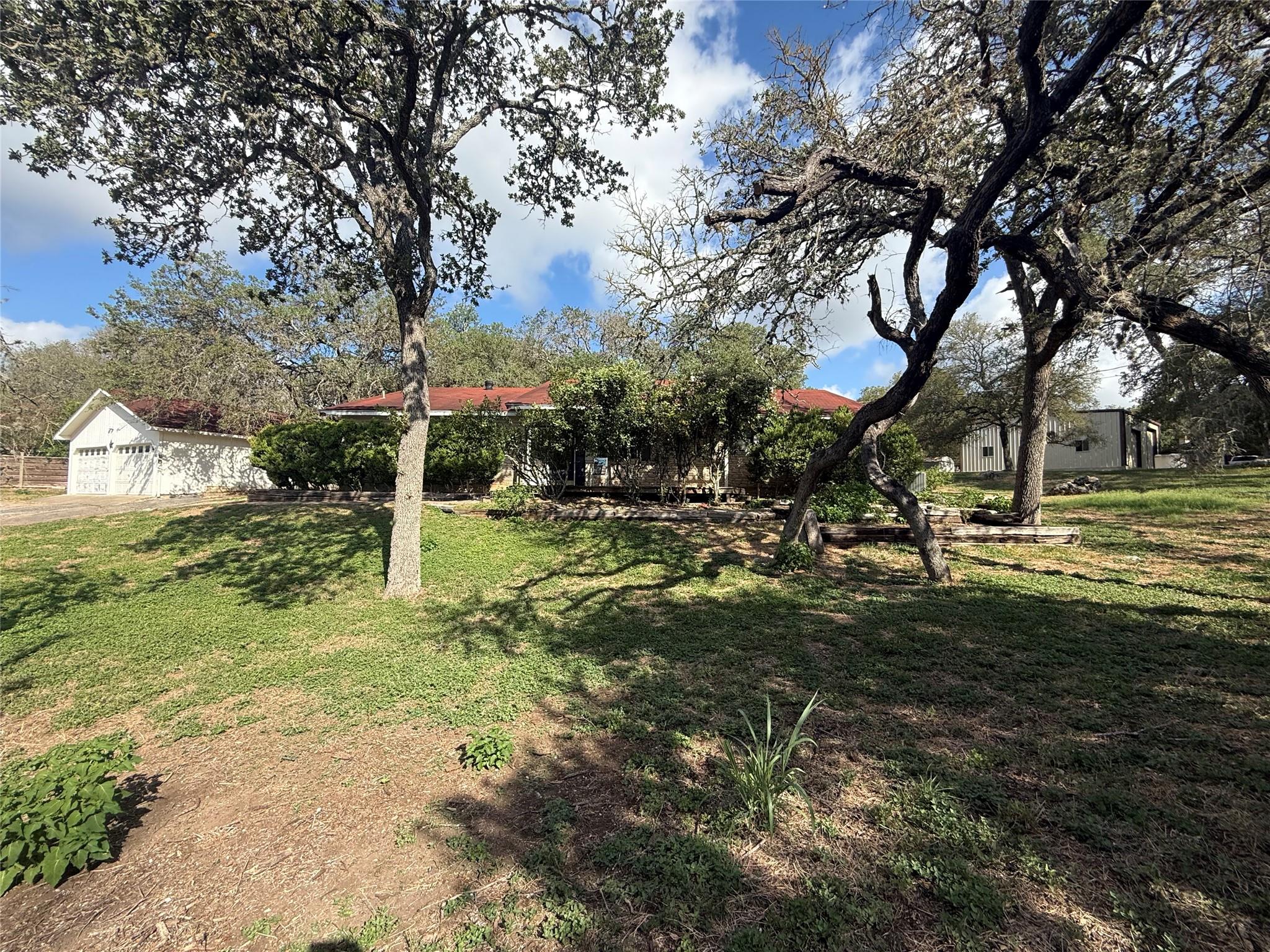 900 Dove, Manchaca, TX 78652 — photo 1