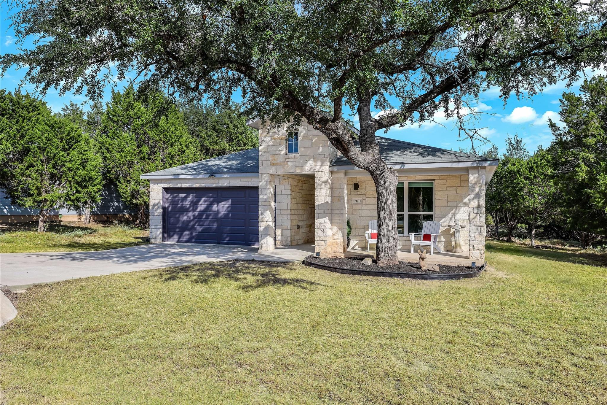 21711 Crystal, Lago Vista, TX 78645 — photo 1