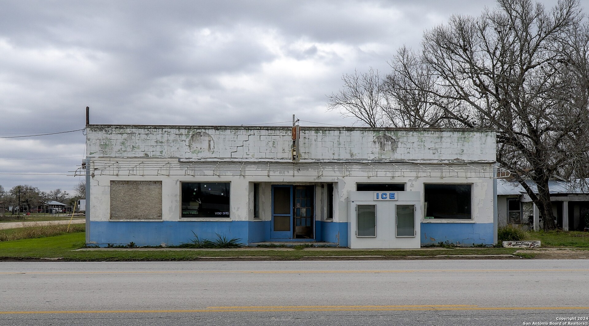 W Hwy 87, Smiley, TX 78159 — photo 1