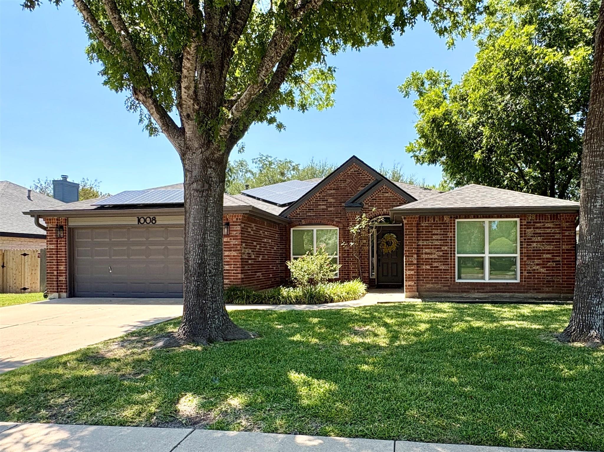 1008 Maplewood, Pflugerville, TX 78660 — photo 1